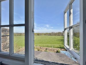 Photo 14- click for photo gallery